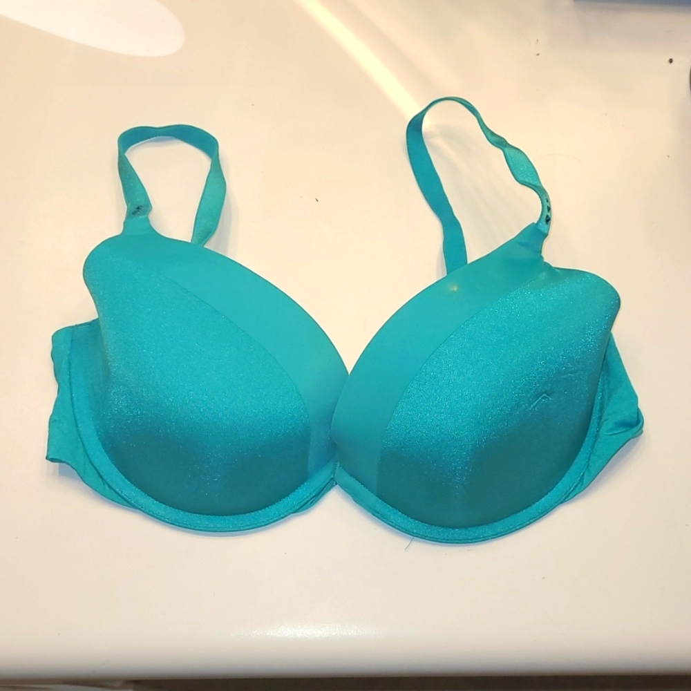 Victorias secret demi 34d underwire bra